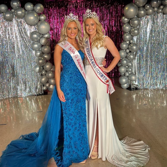 Jovani Dresses & Skirts - Jovani White Rhinestone Waist Backless Formal Dress Sz 2